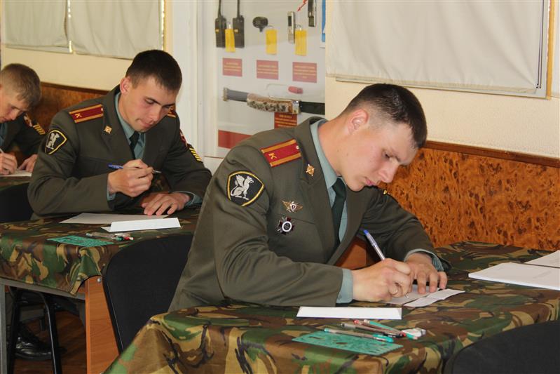 В Саратовском институте Росгвардии начались государственные экзамены   
