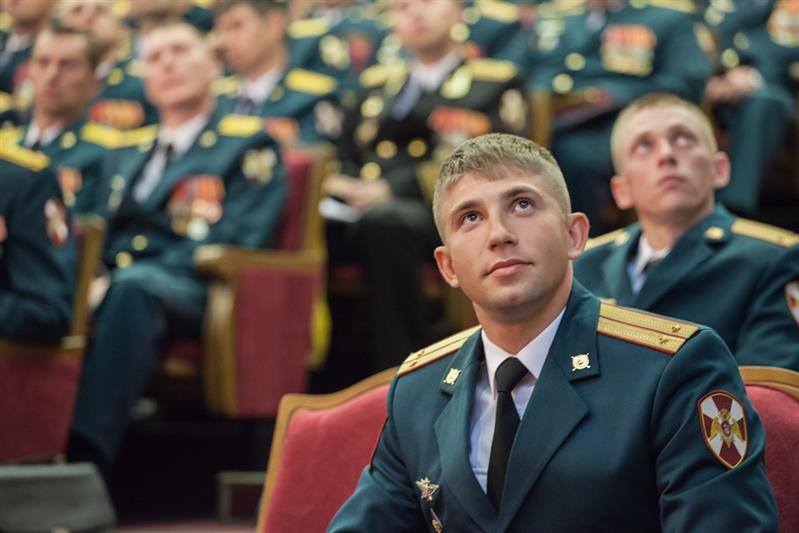 В Росгвардии прошёл учебно-методический сбор с выпускниками военных ВУЗов