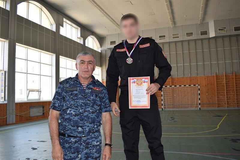 В Дагестане определились победители соревнований по комплексным единоборствам среди сотрудников территориального органа Росгвардии