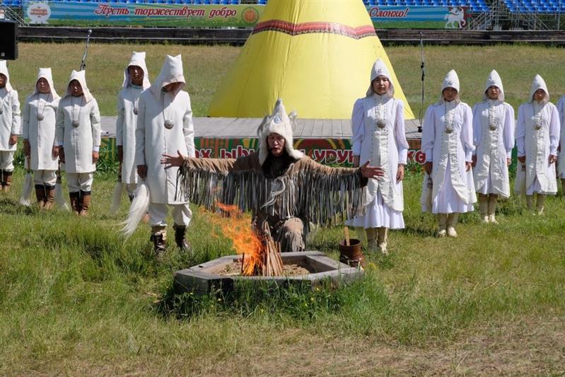 Якутские росгвардейцы отметили Ысыах (фото)