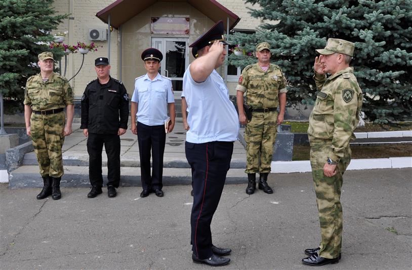 Командующий Приволжским округом Росгвардии проинспектировал территориальный орган и воинскую часть, расположенные в Удмуртской Республике