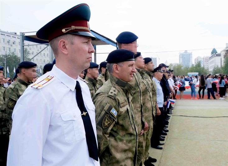 В Восточном округе Росгвардии отметили День государственного флага России 