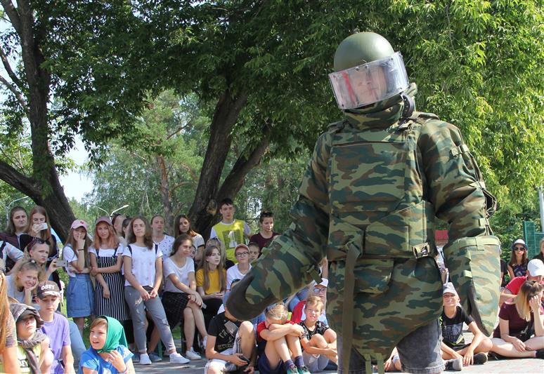 В Тюмени активно продолжается всероссийская акция Росгвардии «Прокачай лето» (фото, видео))