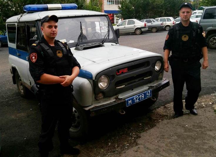 В Кирове сотрудники Росгвардии задержали подозреваемого в нападении на женщин 