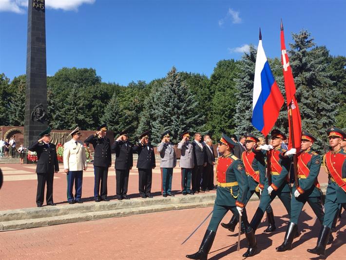 Росгвардейцы Центрального округа празднуют 75-летие победы в Курской битве