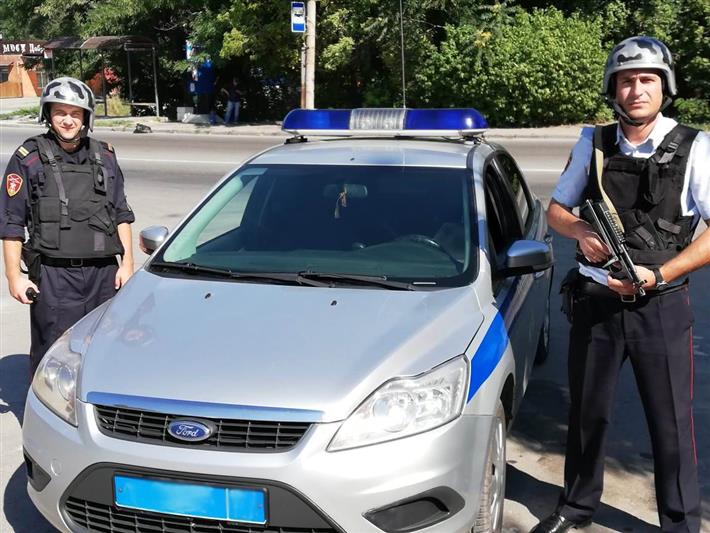 В Ростове-на-Дону росгвардейцы задержали двух подозреваемых в кражах