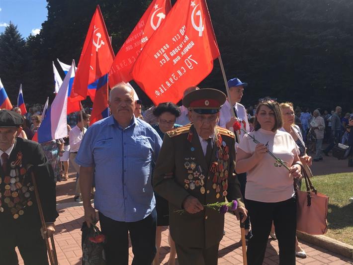 Росгвардейцы Центрального округа празднуют 75-летие победы в Курской битве