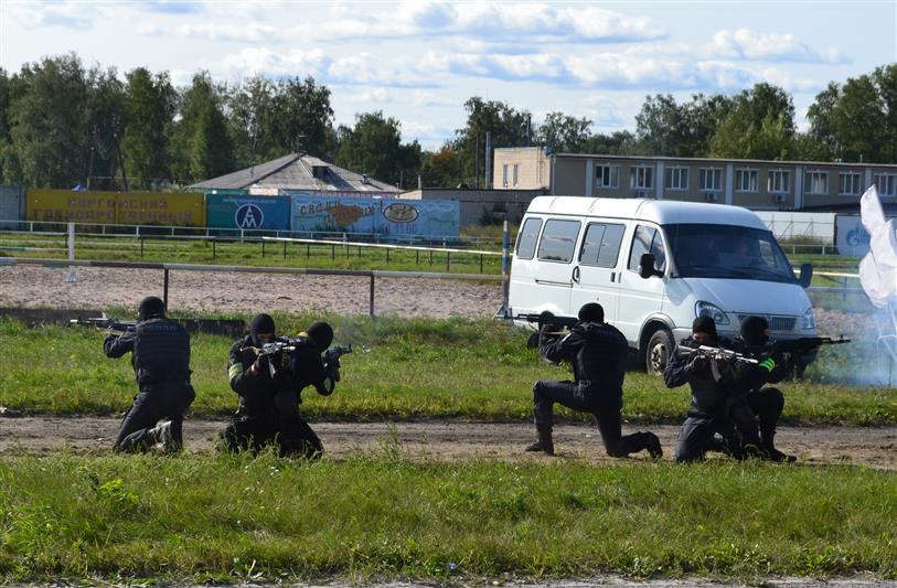 Бойцы ОМОН Управления Росгвардии по Курганской области присоединились к ежегодной акции «Молодежь против терроризма»