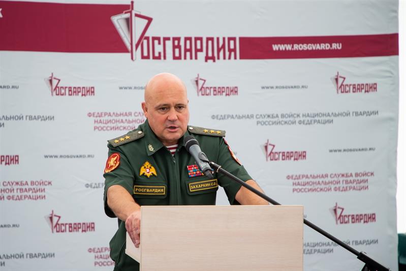 Статс-секретарь – заместитель директора Росгвардии генерал-полковник Сергей Захаркин посетил Московский фестиваль прессы