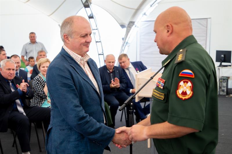 Статс-секретарь – заместитель директора Росгвардии генерал-полковник Сергей Захаркин посетил Московский фестиваль прессы