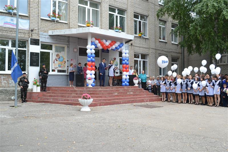 Приволжские росгвардейцы поздравили учащихся с Днём знаний