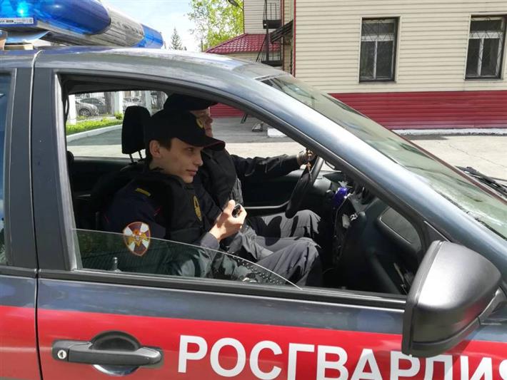 Магнитогорские росгвардейцы пресекли факт домашнего насилия, предотвратили кражу и задержали мужчину, находившегося в федеральном розыске