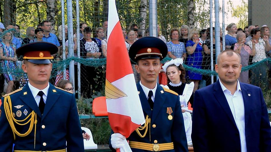 Приволжские росгвардейцы поздравили учащихся с Днём знаний