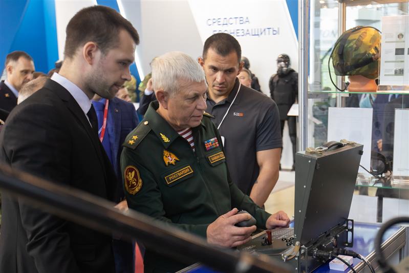 На «Интерполитехе» НИЦ «Охрана» Росгвардии представил системы передачи извещений нового поколения, предназначенные для организации централизованной охраны объектов (фото,видео)
