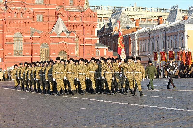 Кадеты Росгвардии приняли участие в историческом параде на Красной площади
