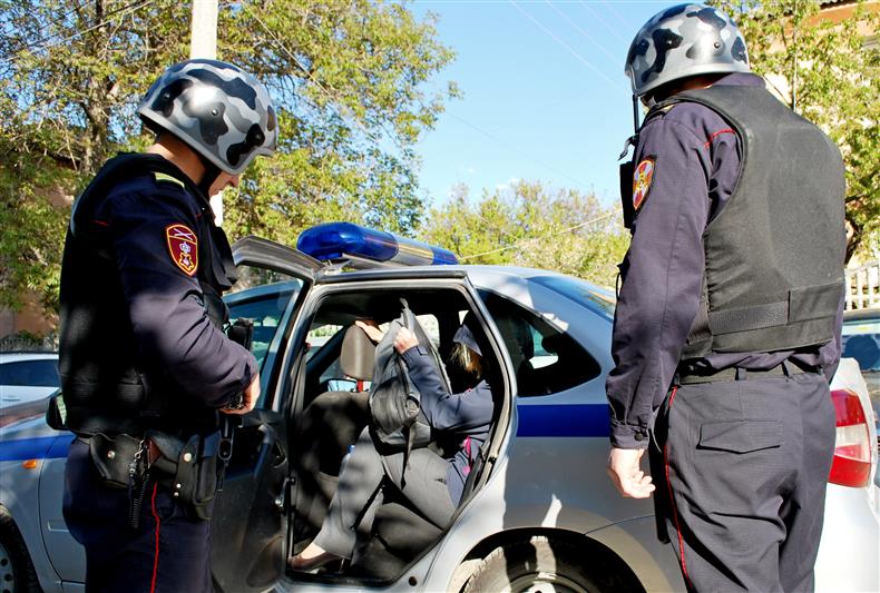 Сотрудники Росгвардии пресекли ряд правонарушений на охраняемых объектах в Крыму