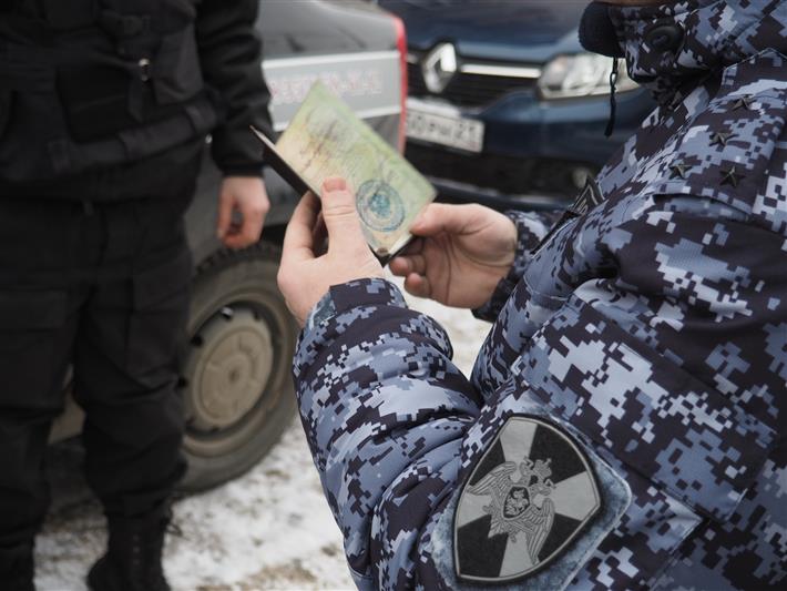 Инспекторы Росгвардии проверили частные охранные организации Чувашии