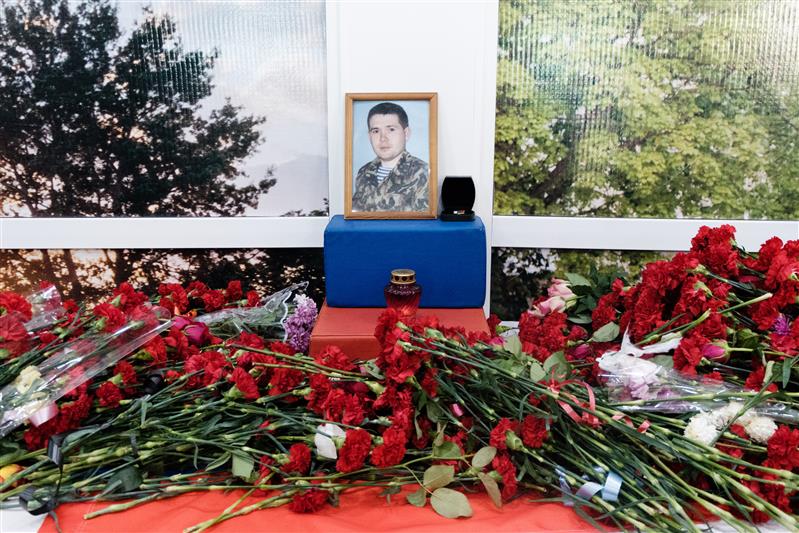 В Туле состоялась торжественная церемония гашения почтовой марки, посвященной Герою России Дмитрию Горшкову (фото)
