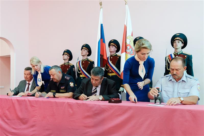 В Туле состоялась торжественная церемония гашения почтовой марки, посвященной Герою России Дмитрию Горшкову (фото)