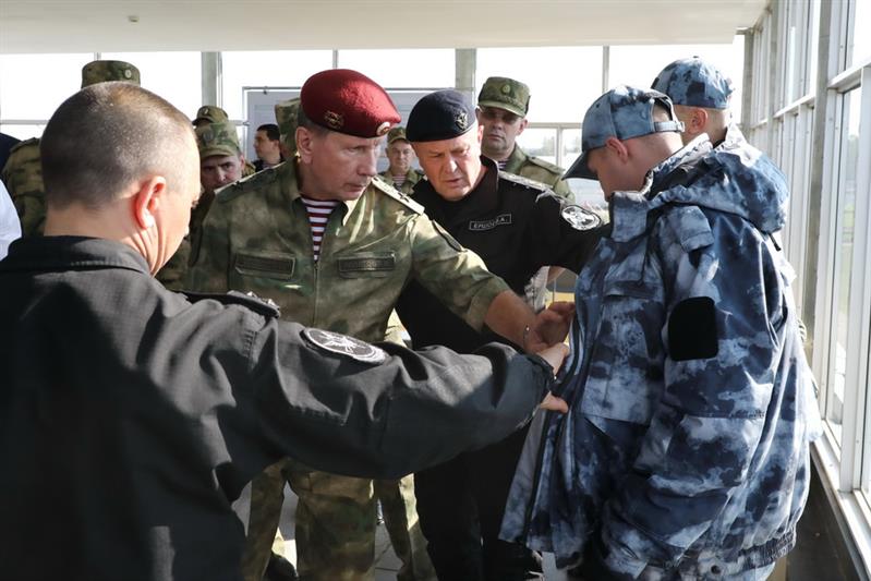 Генерал армии Виктор Золотов открыл первые всероссийские соревнования подразделений отрядов ОМОН на первенство Росгвардии (видео)