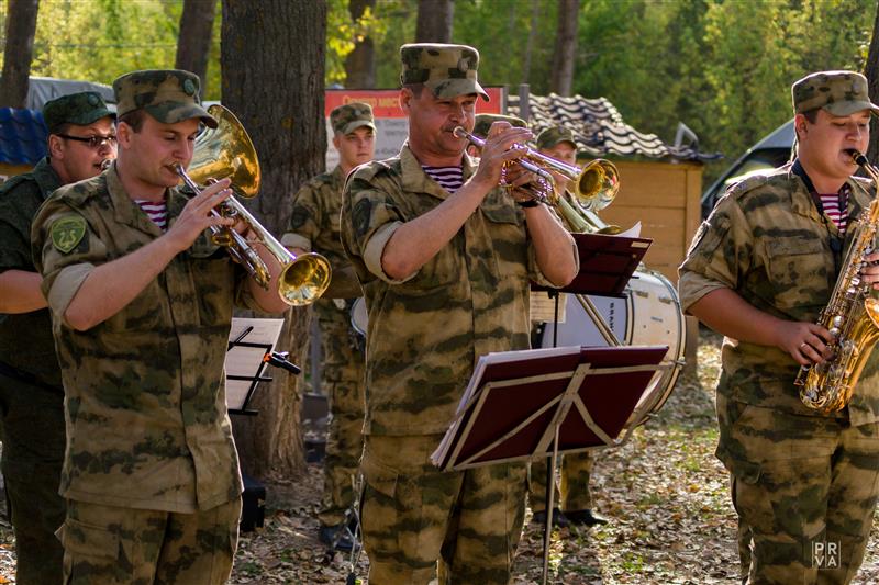 Воронежские школьники побывали в гостях у Росгвардии   