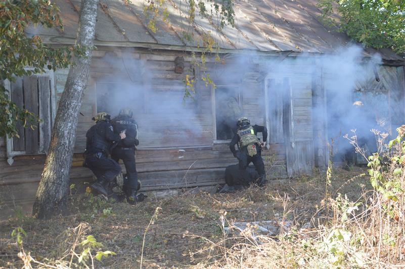 В Брянске подразделения Росгвардии приняли участие в тактико-специальном учении 