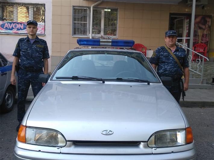 В Минеральных Водах росгвардейцы пресекли кражу из частного дома