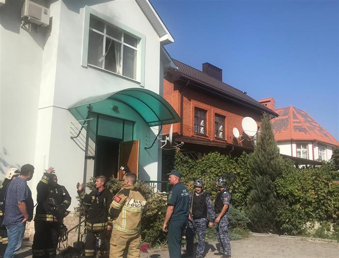 В Ростове-на-Дону сотрудники Росгвардии оказали содействие экстренным службам в локализации пожара
