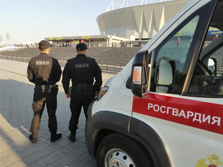 Донские росгвардейцы обеспечили правопорядок во время матча между футбольными клубами «Ростов» и «Ахмат»