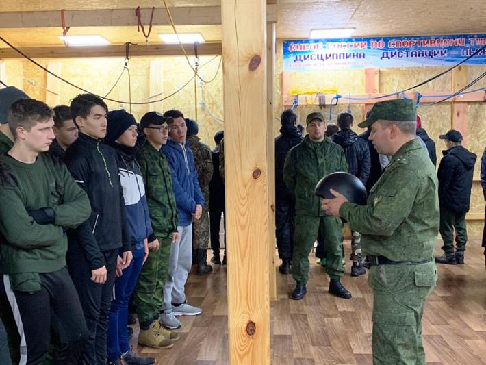 Росгвардейцы Ямала приняли участие в организации патриотического квеста для молодежи (фото, видео)
