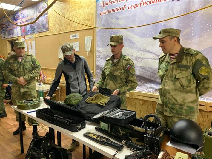Росгвардейцы Ямала приняли участие в организации патриотического квеста для молодежи (фото, видео)