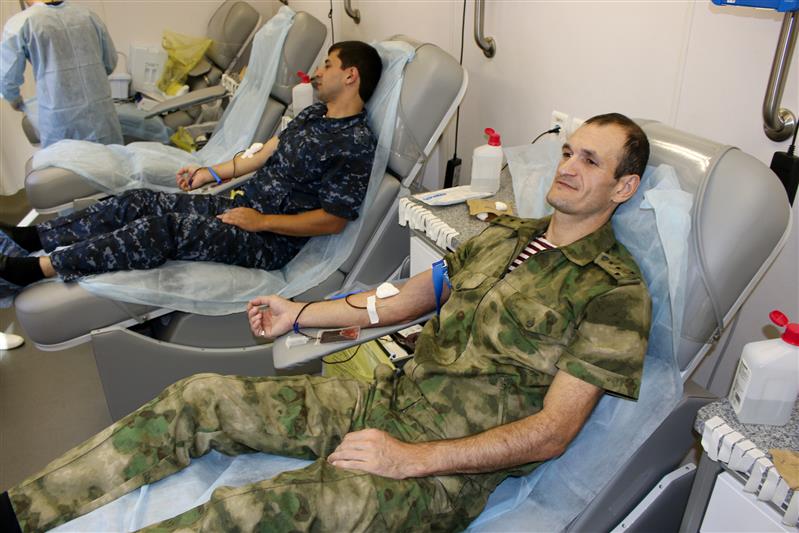 Около 90 росгвардейцев безвозмездно сдали кровь на Ставрополье
