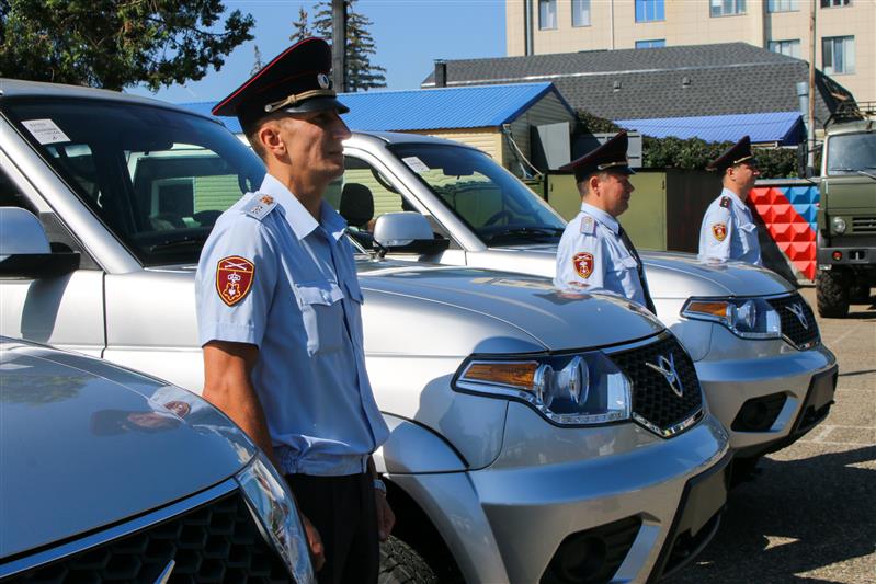 Автопарк Управления Росгвардии по Ставропольскому краю пополнился новым  служебным транспортом
