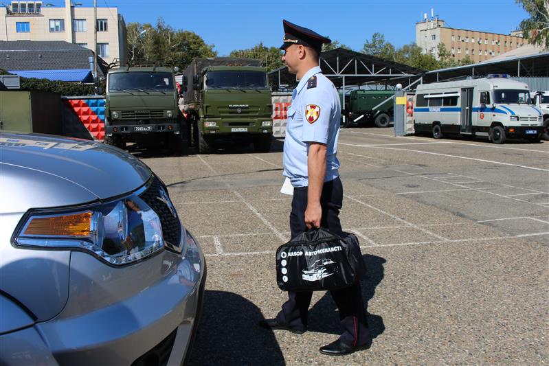 Автопарк Управления Росгвардии по Ставропольскому краю пополнился новым  служебным транспортом
