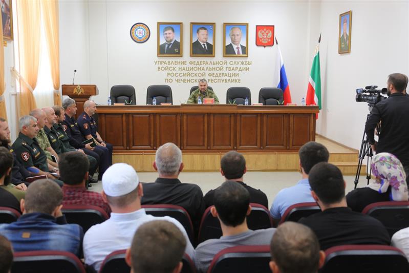 Начальник Управления Росгвардии по Чеченской Республике провёл встречу с гражданами