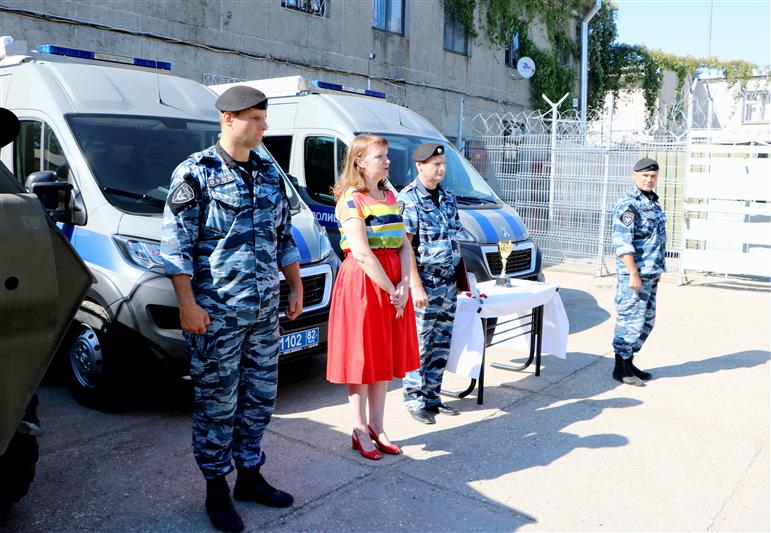 В Крыму состоялся турнир по служебному двоеборью памяти погибшего сотрудника ОМОН «Беркут»