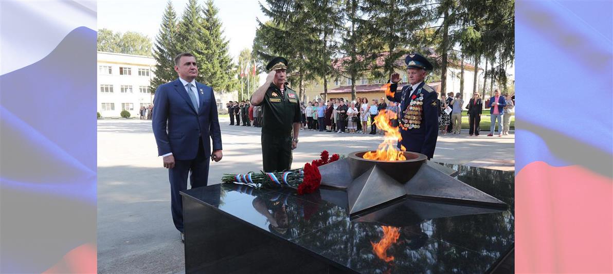 Генерал армии Виктор Золотов открыл в Туле  мемориал сотрудникам, погибшим при исполнении служебного долга, и проинспектировал региональное управление Росгвардии (видео)