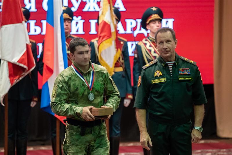 Генерал армии Виктор Золотов наградил победителей и призеров первых всероссийских соревнований подразделений отрядов ОМОН на первенство Росгвардии (видео)