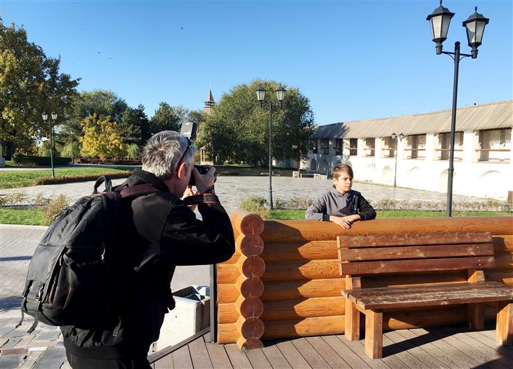 Астраханские росгвардейцы организовали фотосессию для юных земляков-героев