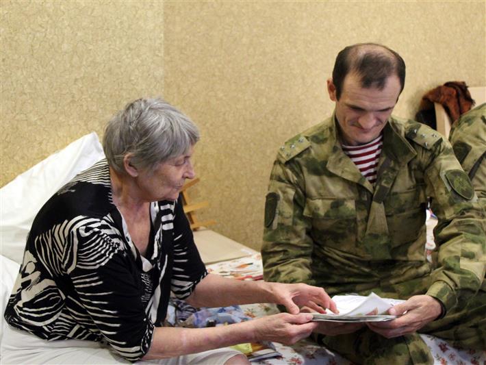 Ставропольские росгвардейцы посетили дом-интернат для пожилых  людей