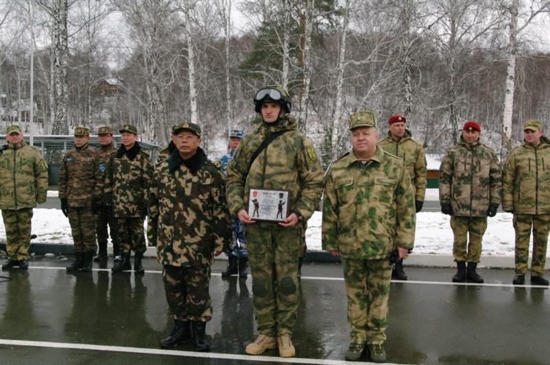 В Новосибирске состоялись состязания по тактико-огневой подготовке подразделений Росгвардии и Народной вооружённой полиции КНР