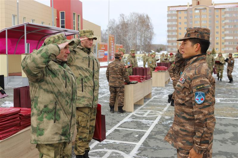 Военнослужащим Росгвардии и Народной вооруженной полиции КНР вручены сертификаты участников антитеррористического учения «Сотрудничество-2019» и организована интересная культурная программа  