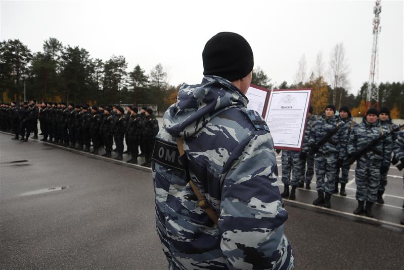 В центре подготовки личного состава Северо-Западного округа Росгвардии завершилось первоначальное обучение сотрудников спецподразделений