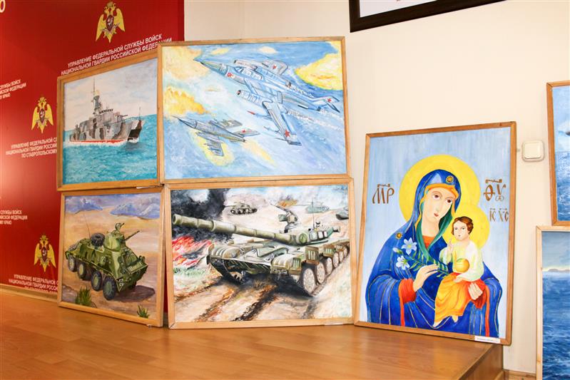 В рамках фестиваля Росгвардии «Безопасный город» в Ставрополе состоялась выставка картин юных художников 