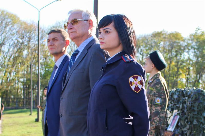 В Ставрополе стартовала легкоатлетическая эстафета памяти полковника Владимира Мезенцева (фото, видео)