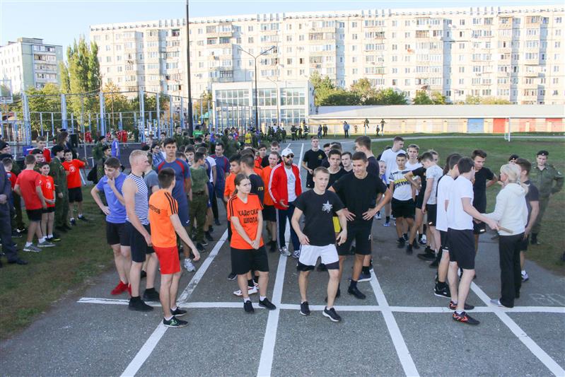 В Ставрополе стартовала легкоатлетическая эстафета памяти полковника Владимира Мезенцева (фото, видео)