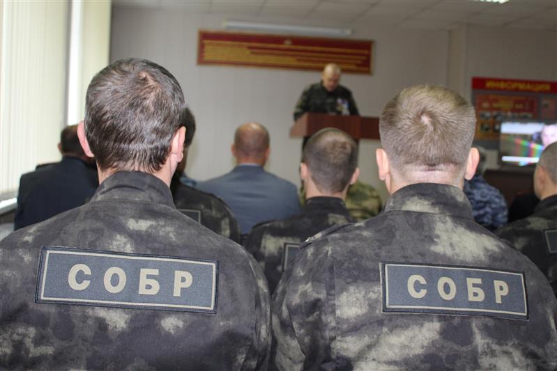 В Северо-Западном округе Росгвардии отметили День СОБР