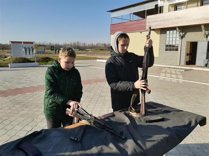 На полигоне Росгвардии в Дзержинске проведены большие юнармейские игры