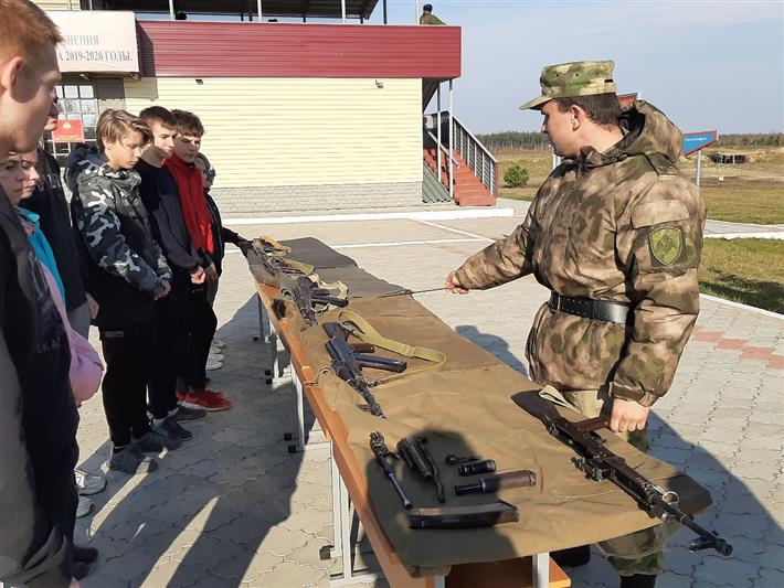 На полигоне Росгвардии в Дзержинске проведены большие юнармейские игры