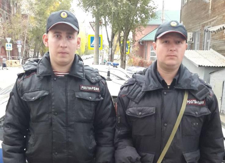 Самарские росгвардейцы оказали помощь пострадавшим в ДТП